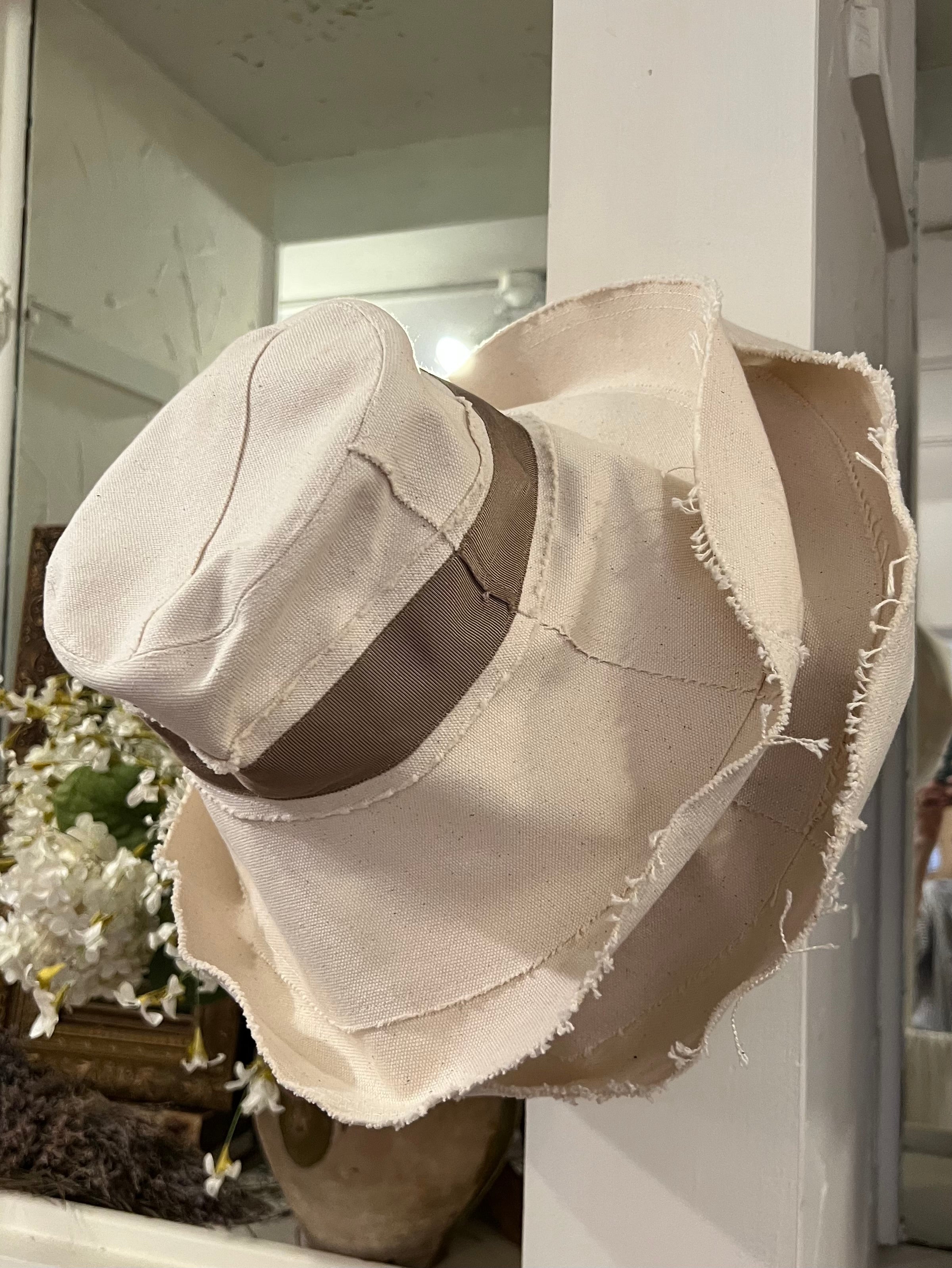 Lola Canvas Hat with Ribbon